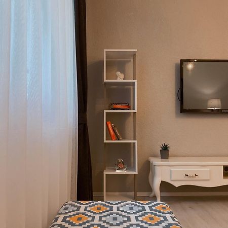 Hotspot Apartments - City Center 普里什蒂纳 外观 照片